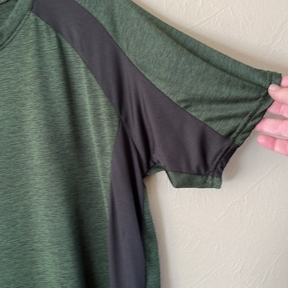 Real Essentials men’s size XL pullover polyester spandex shorts sleeves green - Picture 4 of 12
